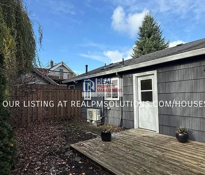 5025 NE 17th Ave — Photo 48