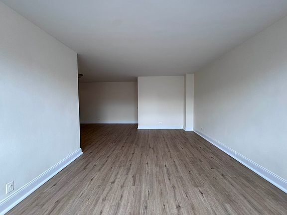2nd image of 8855 Bay Pkwy APT 5M