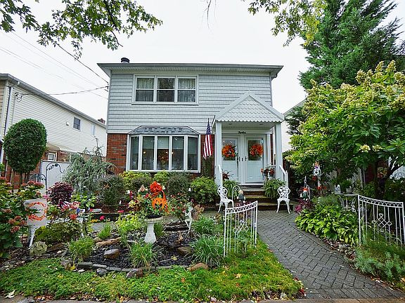 2nd image of 12 Linton Pl