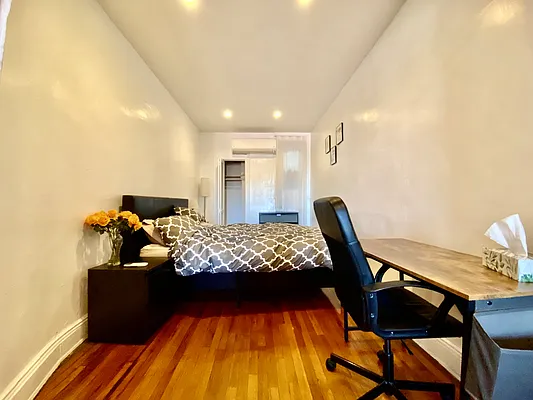 Rented by Compass | media 5