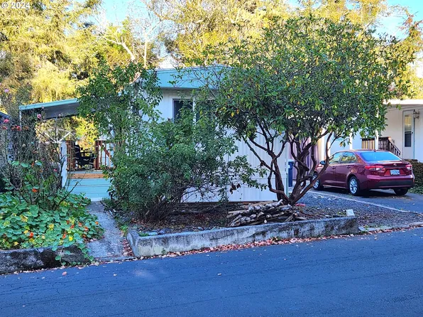 15505 Oceanview Dr Space 9, Brookings, OR 97415