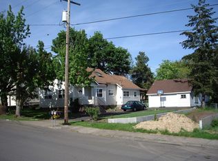 275 S 15th St, Philomath, OR