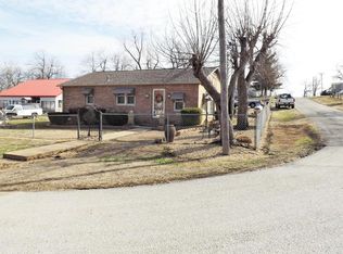 207 Forest St, Koshkonong, MO 65692
