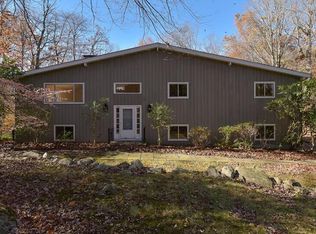 357 Chestnut Hill Rd, Wilton, CT 06897