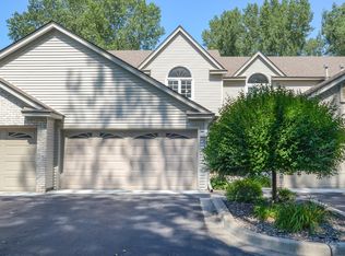 9860 Palm St NW, Coon Rapids, MN 55433