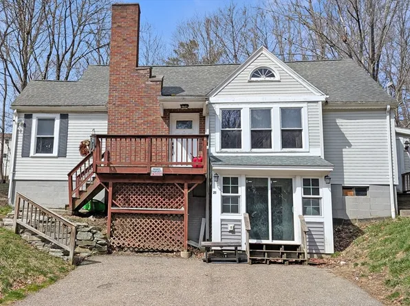 21 Wilson St, Spencer, MA 01562