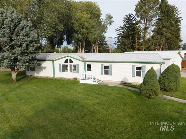 670 E Garfield Ave, Glenns Ferry, ID 83623