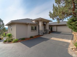 1027 Niagara Falls Dr, Redmond, OR 97756