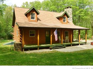 1636 Plank Rd, Cheshire, CT 06410