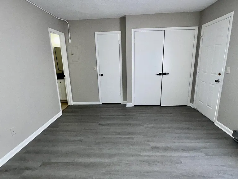 803 Peed Dr #4 — Photo 8