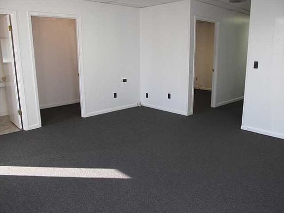 2nd image of 919 Hospital Dr