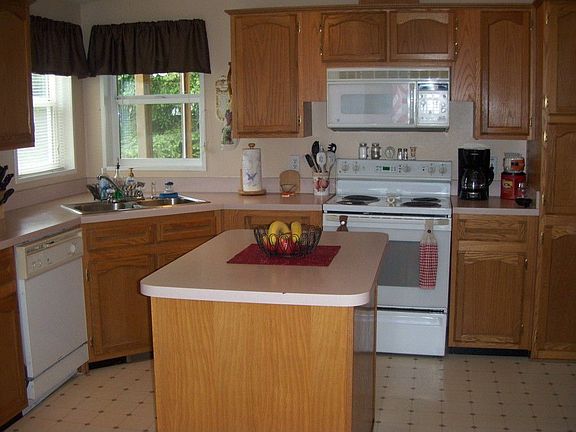 3rd image of 23025 200th St E