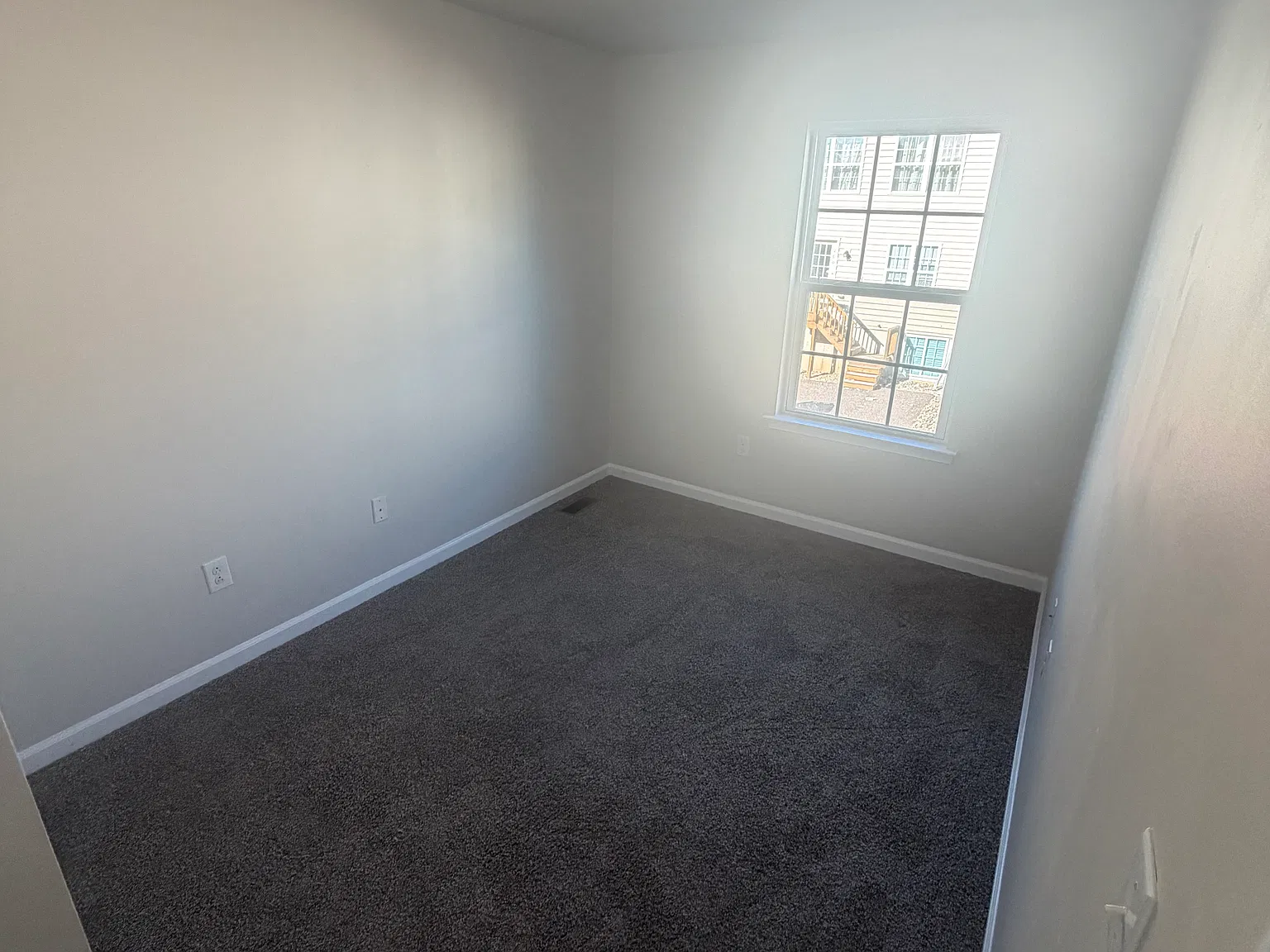 3 bed, 1520 sqft, $2,100 — Photo 2