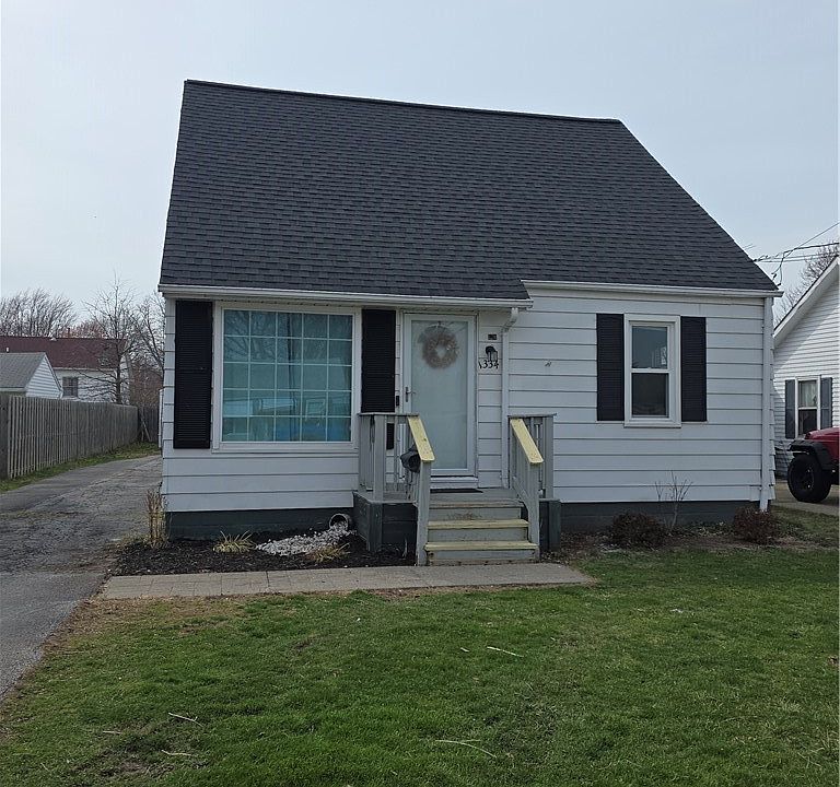 1st image of 1334 E 346th St