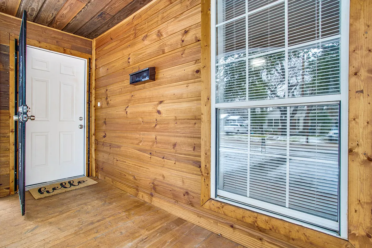 Building Photo - 2216 Marburg St