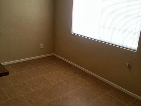 4th image of 1860 Crystal Gem St