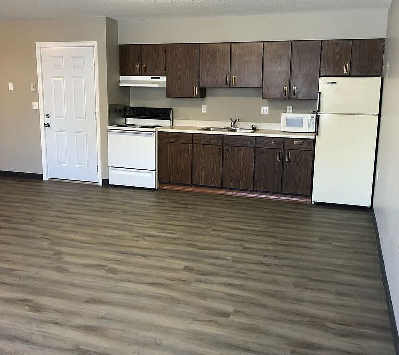1st image of 425 N Dubuque St #21B