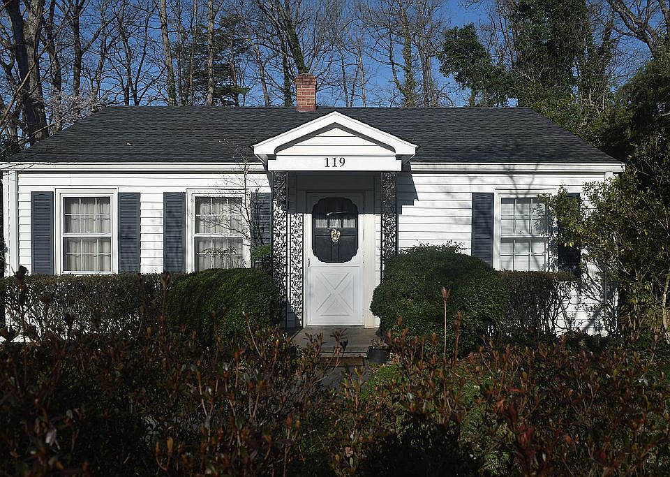  Sunrise at 119 W Park Drive