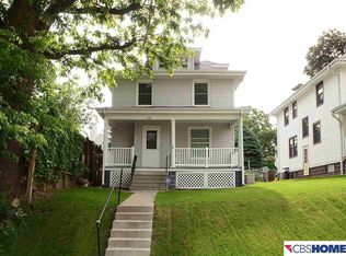 817 S 37th St, Omaha, NE 68105