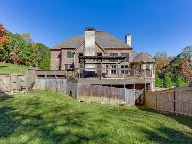 940 Chateau Forest Rd — Photo 77
