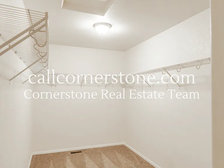 2138 Phillips Aly — Photo 19