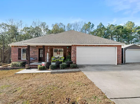 49 Thornberry Ln, Petal, MS 39465