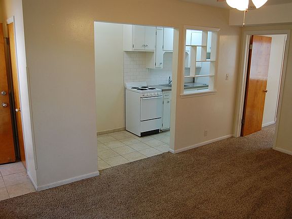 5th image of 1950 Washington St #6