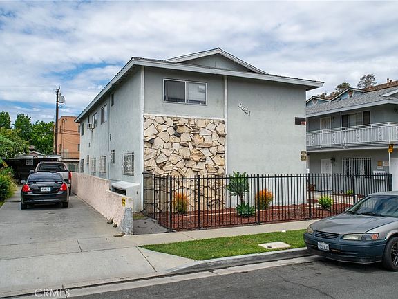 3rd image of 6641 Hammond Ave