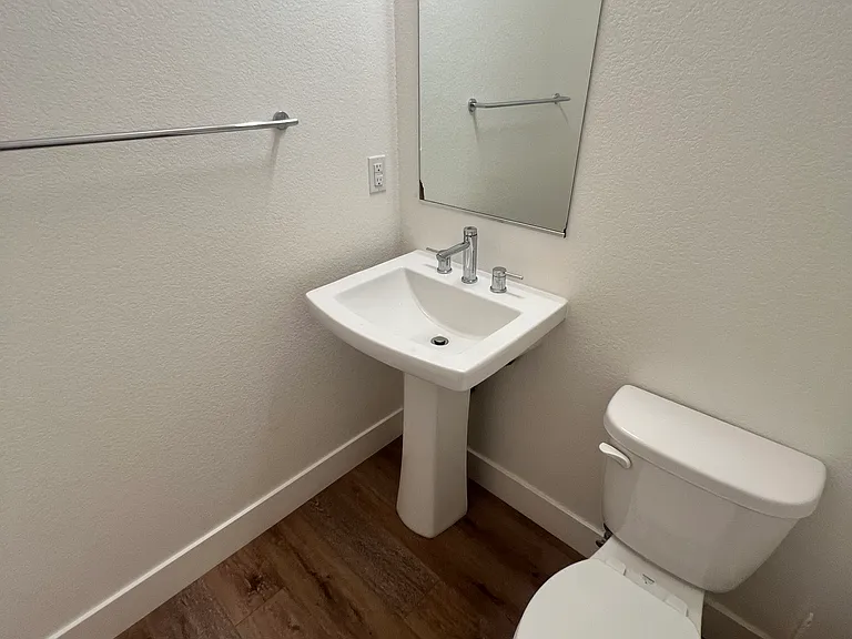 843 Barney Cmn — Photo 21