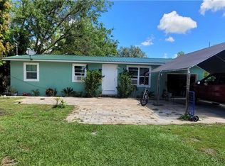 109 8th St SE, Fort Meade, FL 33841