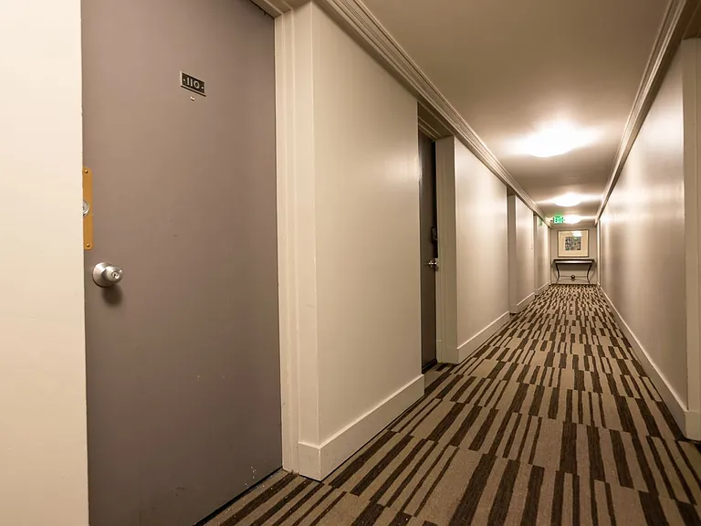 1000 Union St #110 — Photo 31