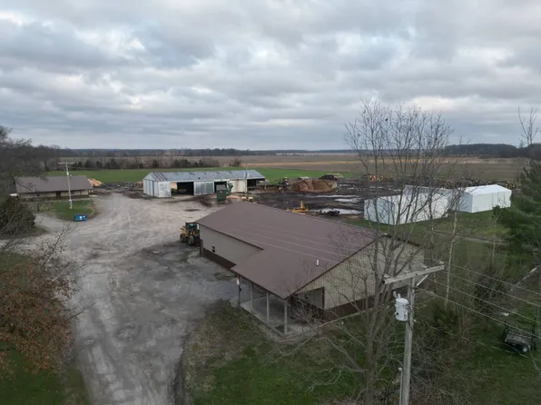 9540 State Route 142, Mc Leansboro, IL 62859