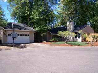 12425 SE Ash Ct, Milwaukie, OR 97222