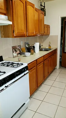 Rented by BuySell Real Estate Inc | media 4