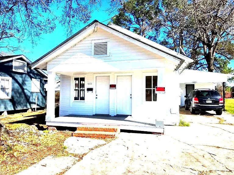 1002 Louisiana Ave — Photo 1