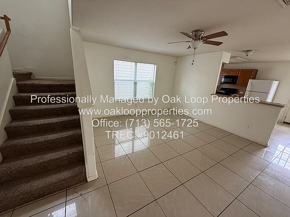 3rd image of 946 Blanchard Hill Ln