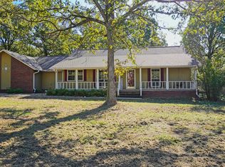 61501 E 340th Ln, Grove, OK 74344