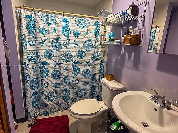 4th image of 9971 SW 41st Ter