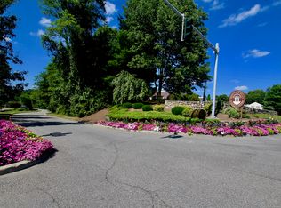 203 Heritage Hls #B, Somers, NY 10589