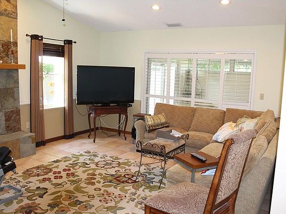 4th image of 11208 Longwood Ct #11208