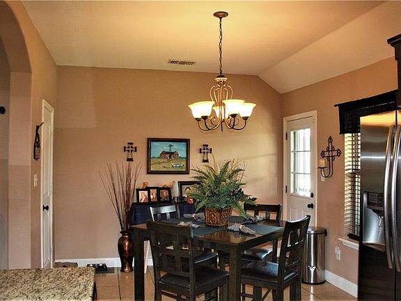 4th image of 4025 Esman Ct