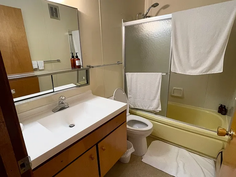 3943 Merrill Dr — Photo 11
