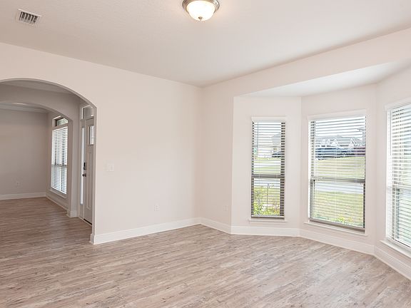 5th image of 9599 Pebble Stone Dr