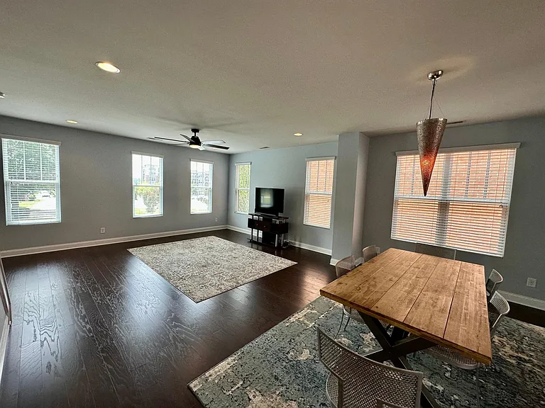 564 Jetton St — Photo 15