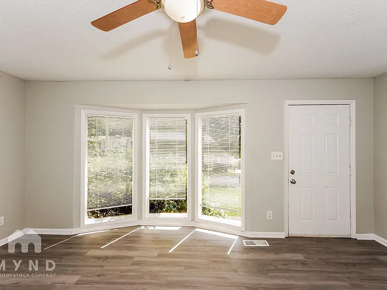 6500 Kathy Cir — Photo 9