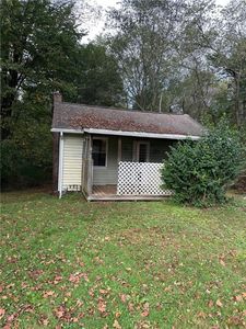 61 McMillan Rd, Mercer, PA, 16137