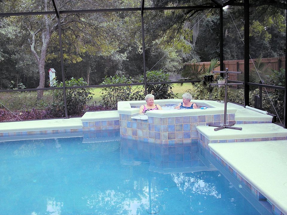 2nd image of 10409 Shalimar Wood Dr