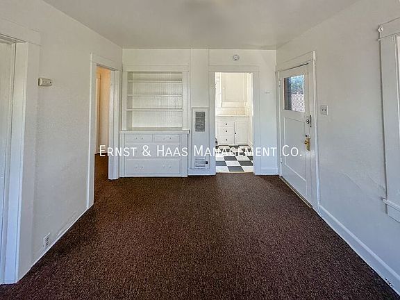 3rd image of 1618 1/2 E 4th St