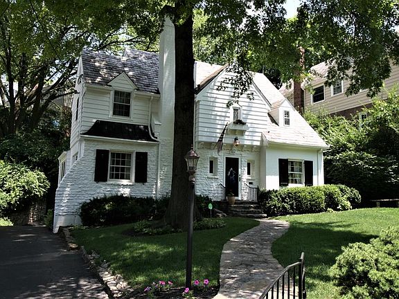5th image of 3484 Arnold St