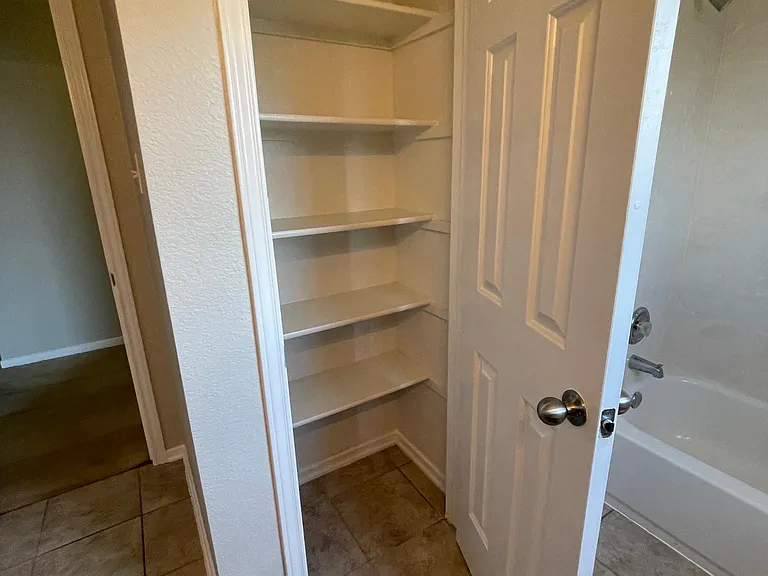 2309 Maedell Dr — Photo 27
